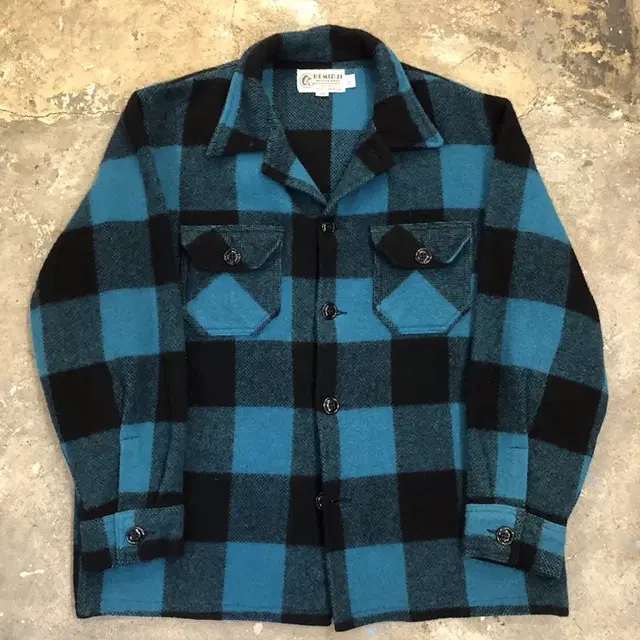 Bemidji Wool Shirt - M (100) - USA made