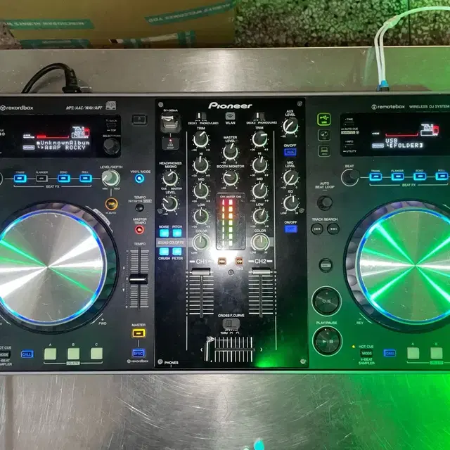 Pioneer XDJ-R1 싸게 처분합니다.