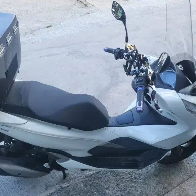 2018년식 pcx125 판매합니다