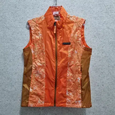 R409 Women's Mountaineering Vest