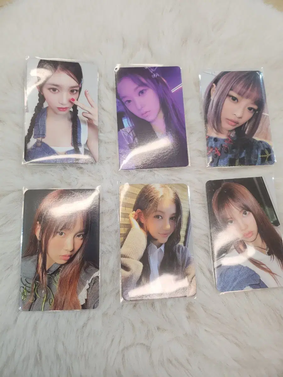 ive , new jeans photocard