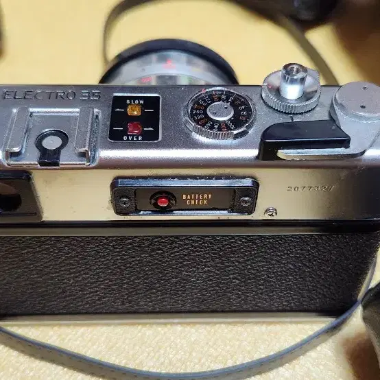 Yashica Electro 35 GSN 필름카메라