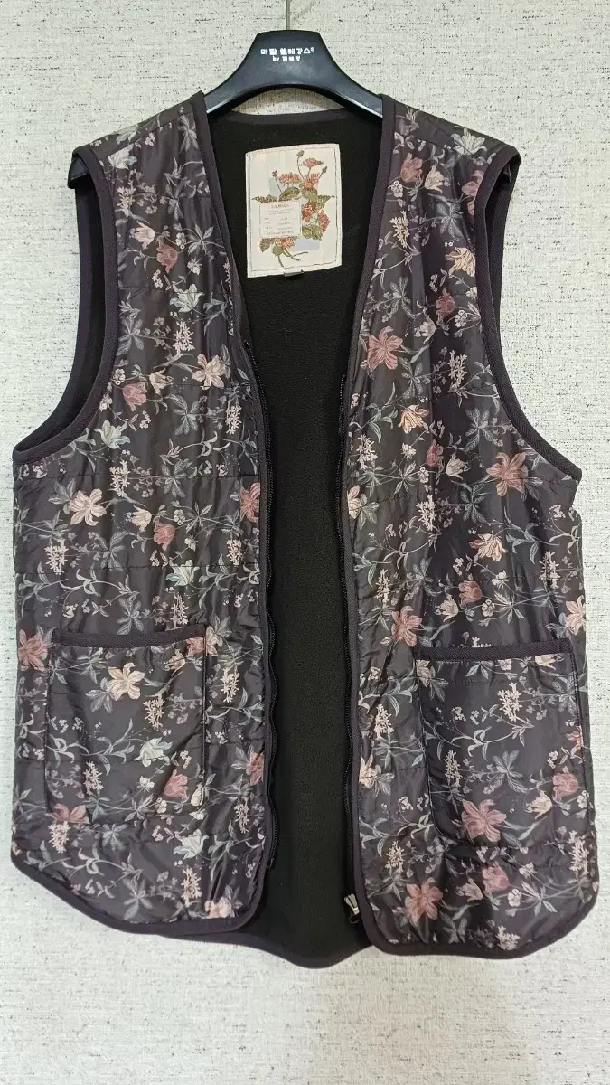 Thursday Island quilted vest (around 66)