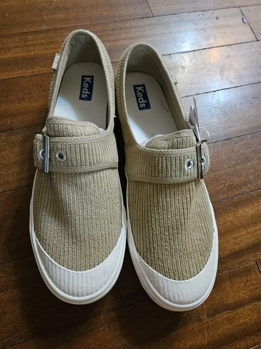 keds 260사이즈 새제품