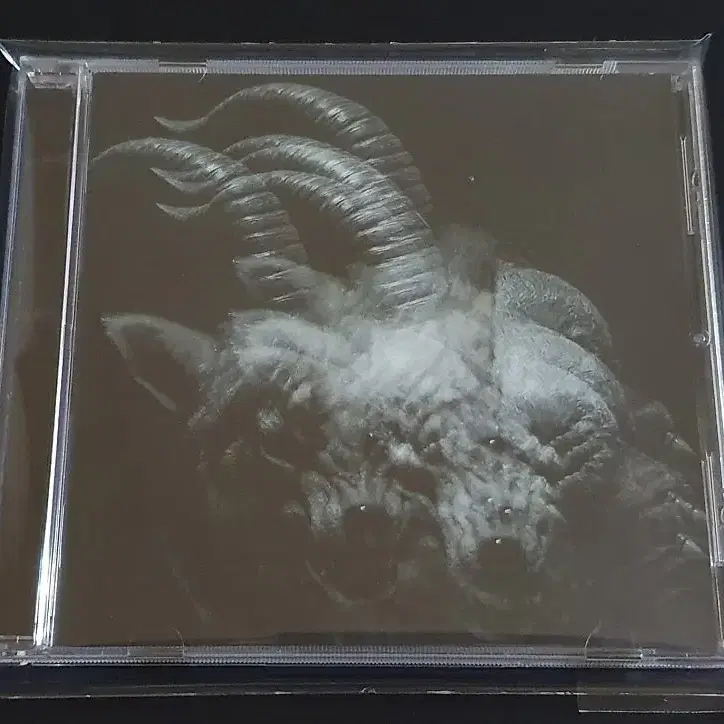 The GazettE 가젯토 7집 앨범 BEAUTIFUL DEFORMIT