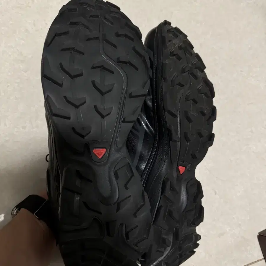 살로몬 270(Salomon XT-6 ADV Black)