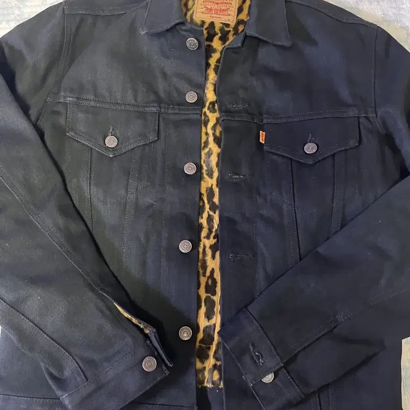Supreme × Levis Leopard Trucker Jacket FW12 SUPREME X LEVI'S DENIM LEOPARD JEAN JACKET BLACK M