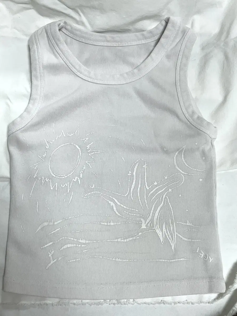 leey drawing tank top white