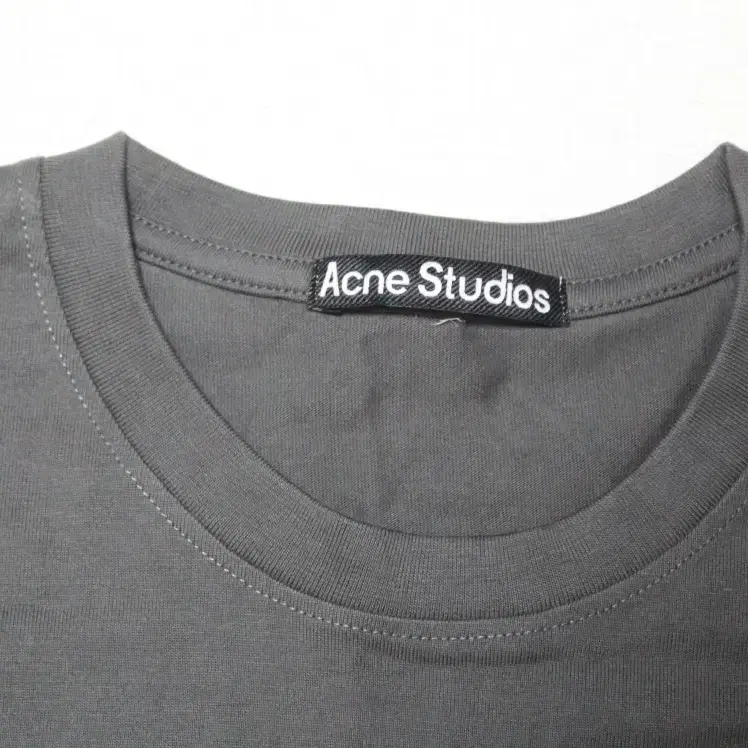 Acne Studios 아크네스튜디오 긴팔 L(100)사이즈