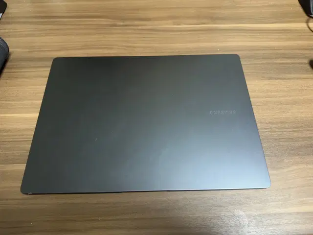 갤럭시북3 프로 i7 1tb 16gb RAM  판매합니다