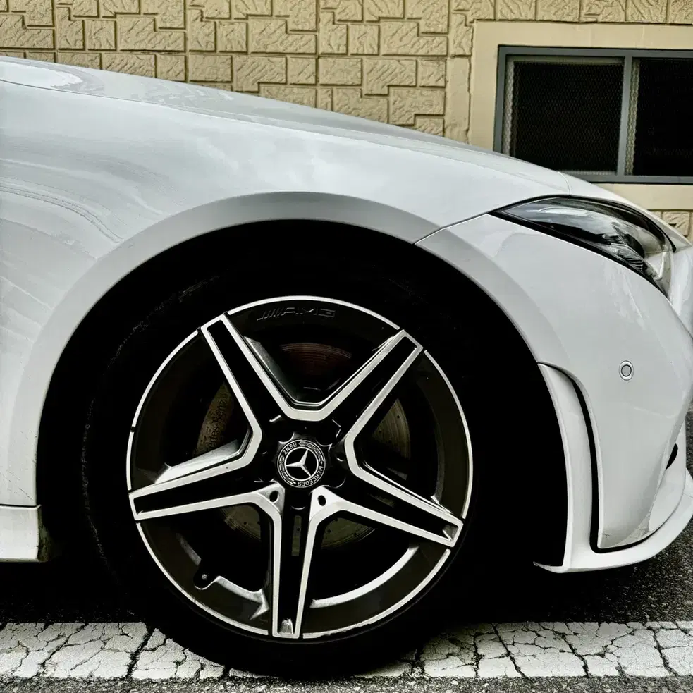 벤츠 CLS 300d AMG line