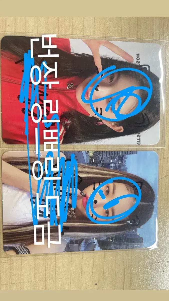 I ive wonyoung sign photocard selling them cheap!