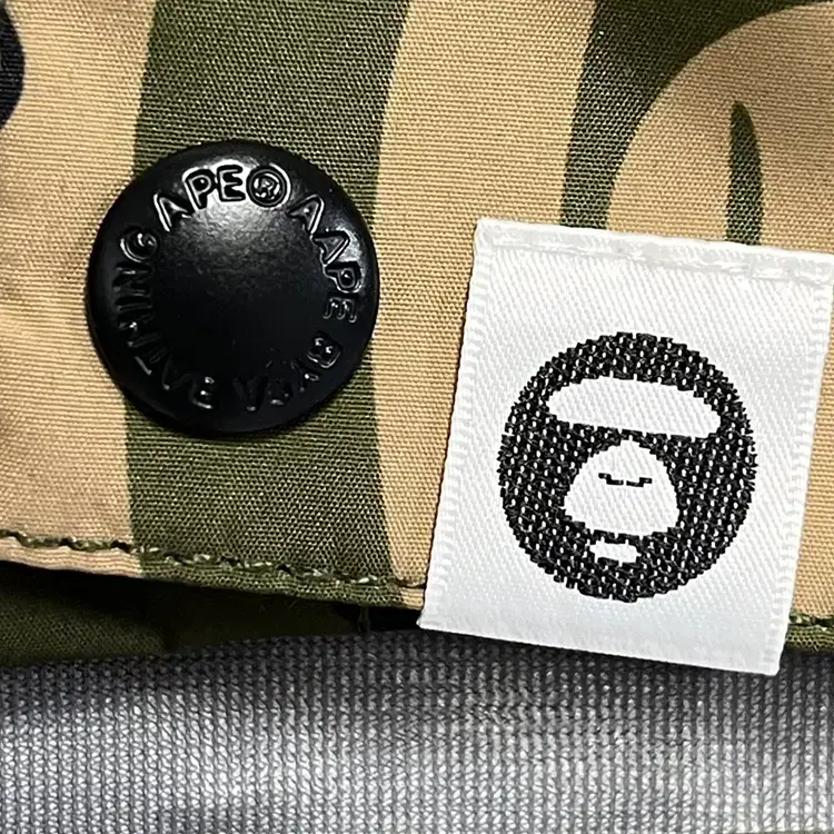 [BAPE] A Bating ape 에이프 카모 바람막이