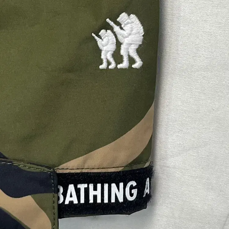 [BAPE] A Bating ape 에이프 카모 바람막이