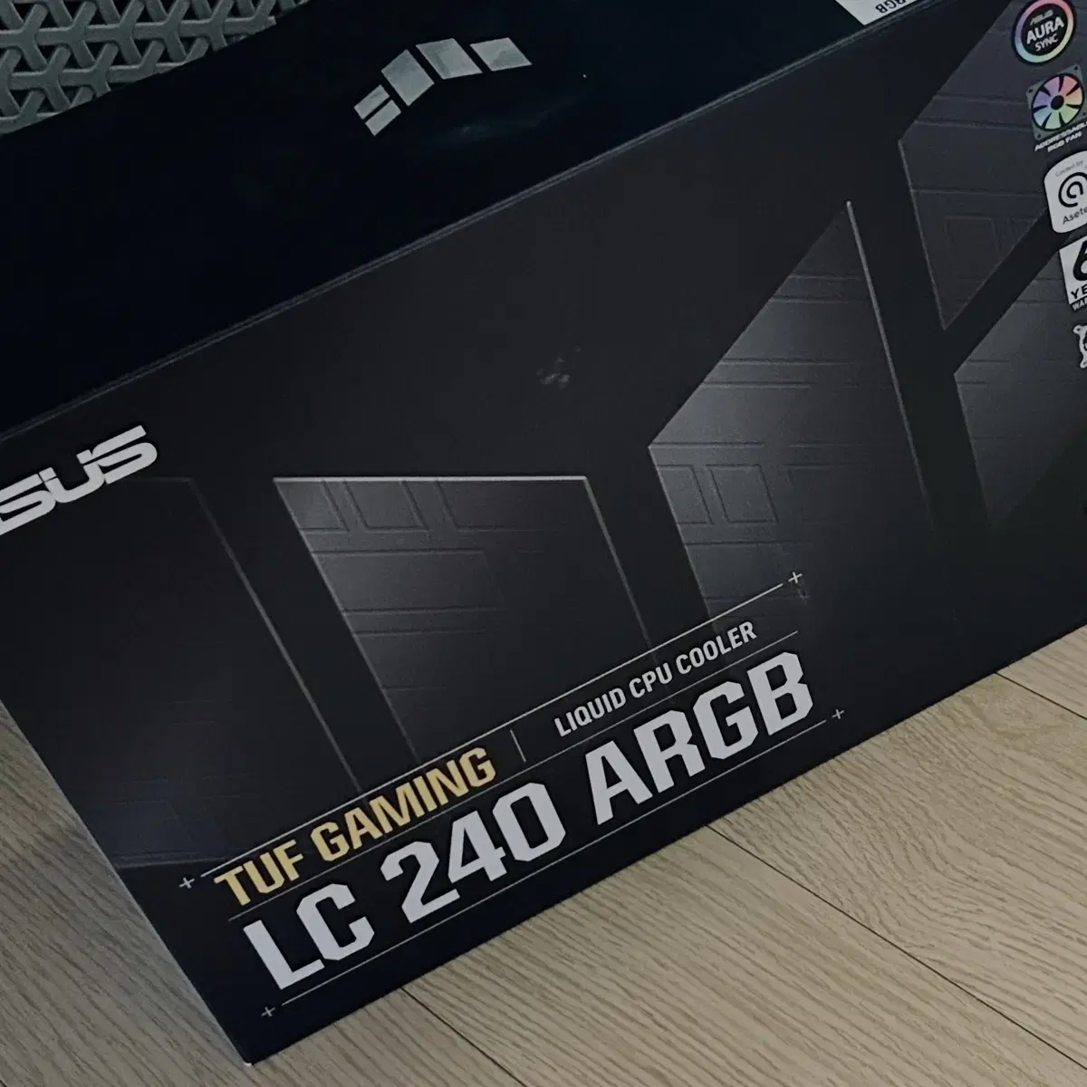 ASUS TUF Gaming LC 240 ARGB 수냉 쿨러