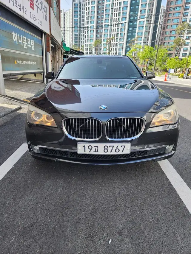 BMW 740i. 11년5월식