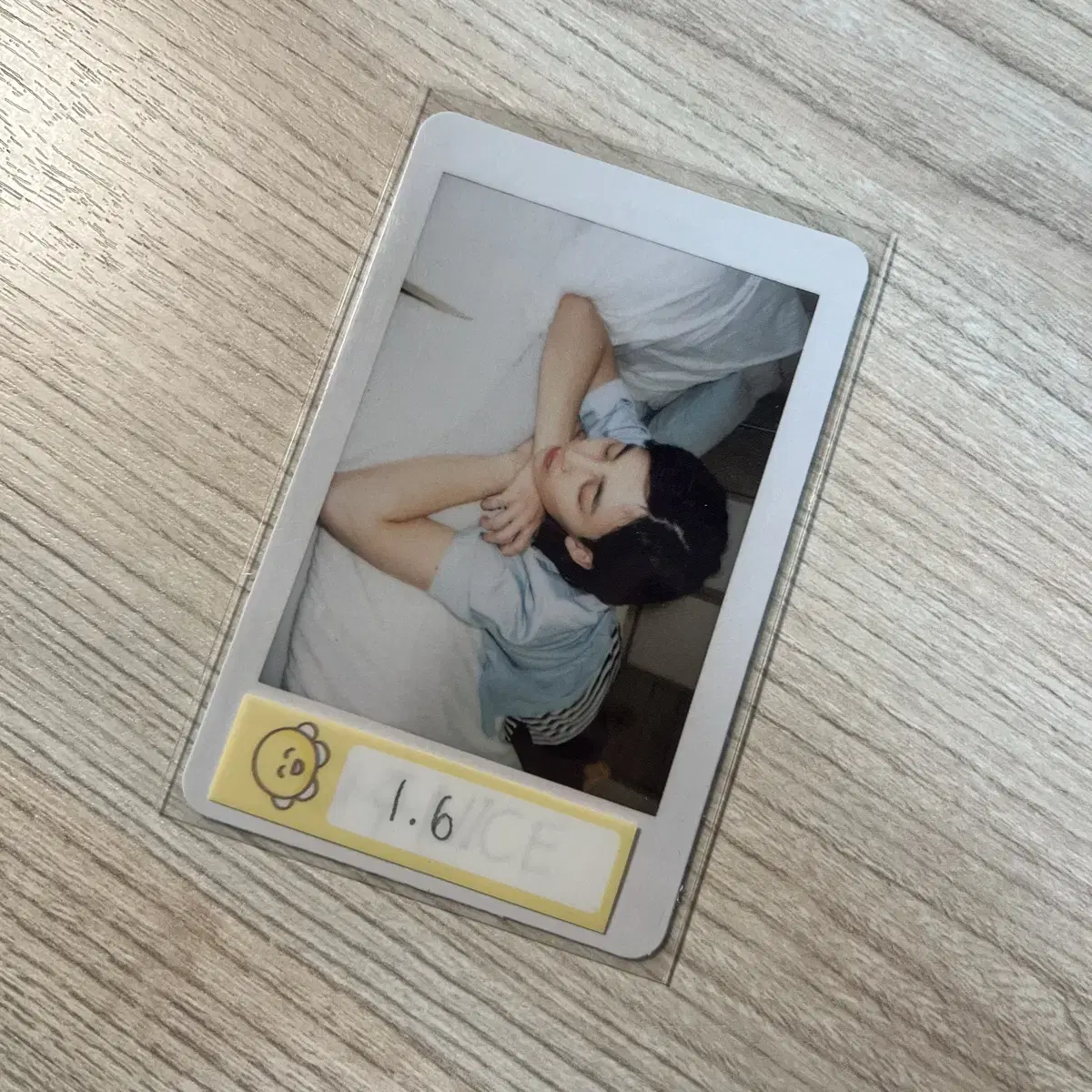 Source)  seventeen Azure jeonghan photocard wts