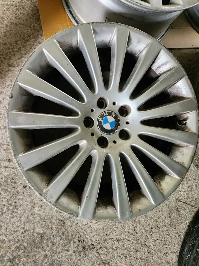 BMW7시리즈 F01 19인치 휠