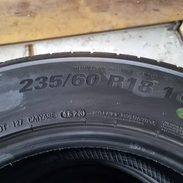 [2356018] 인천중고타이어 235/60R18 금호타이어 크루젠 세트