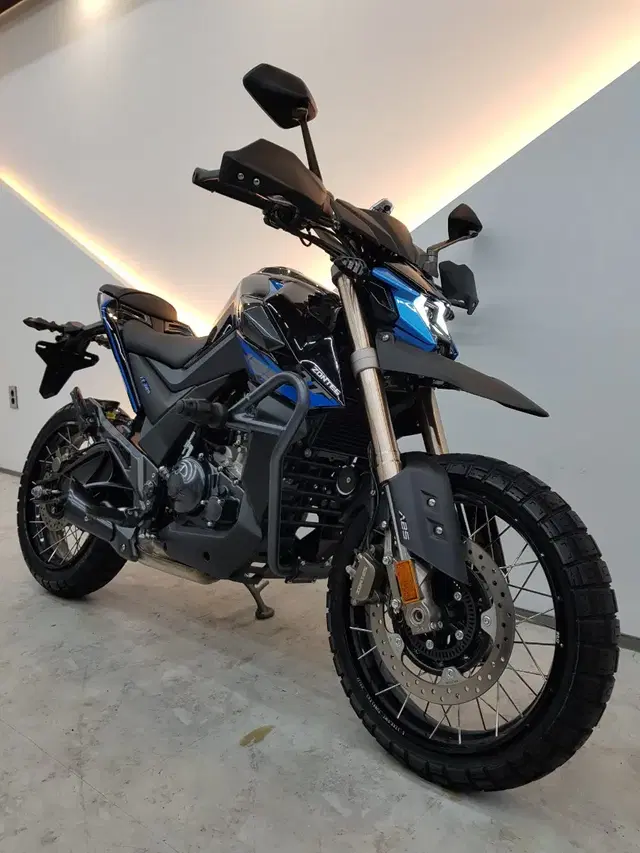 존테스U1 125 23년식(CB125R 310GS 힙스터 브이스트롬250