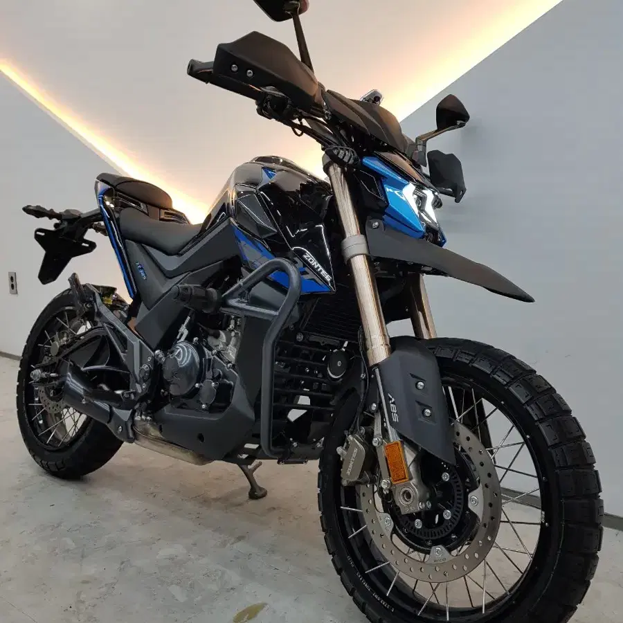 존테스U1 125 23년식(CB125R 310GS 힙스터 브이스트롬250