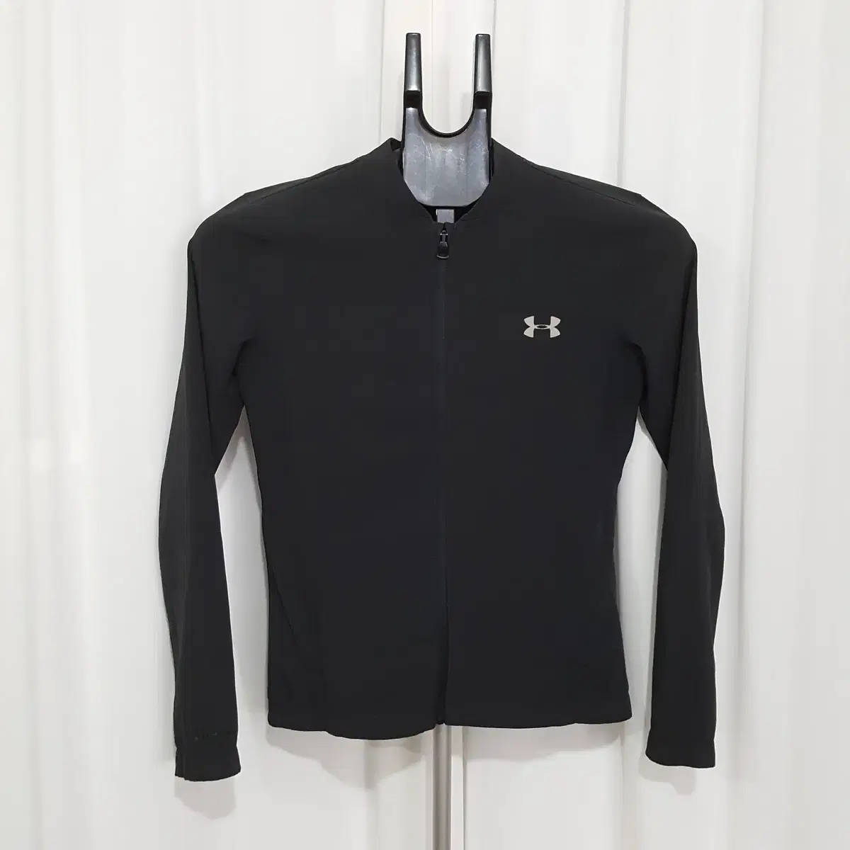 Under Armour Women's Sport Windbreaker Size XS Oil Reservoir