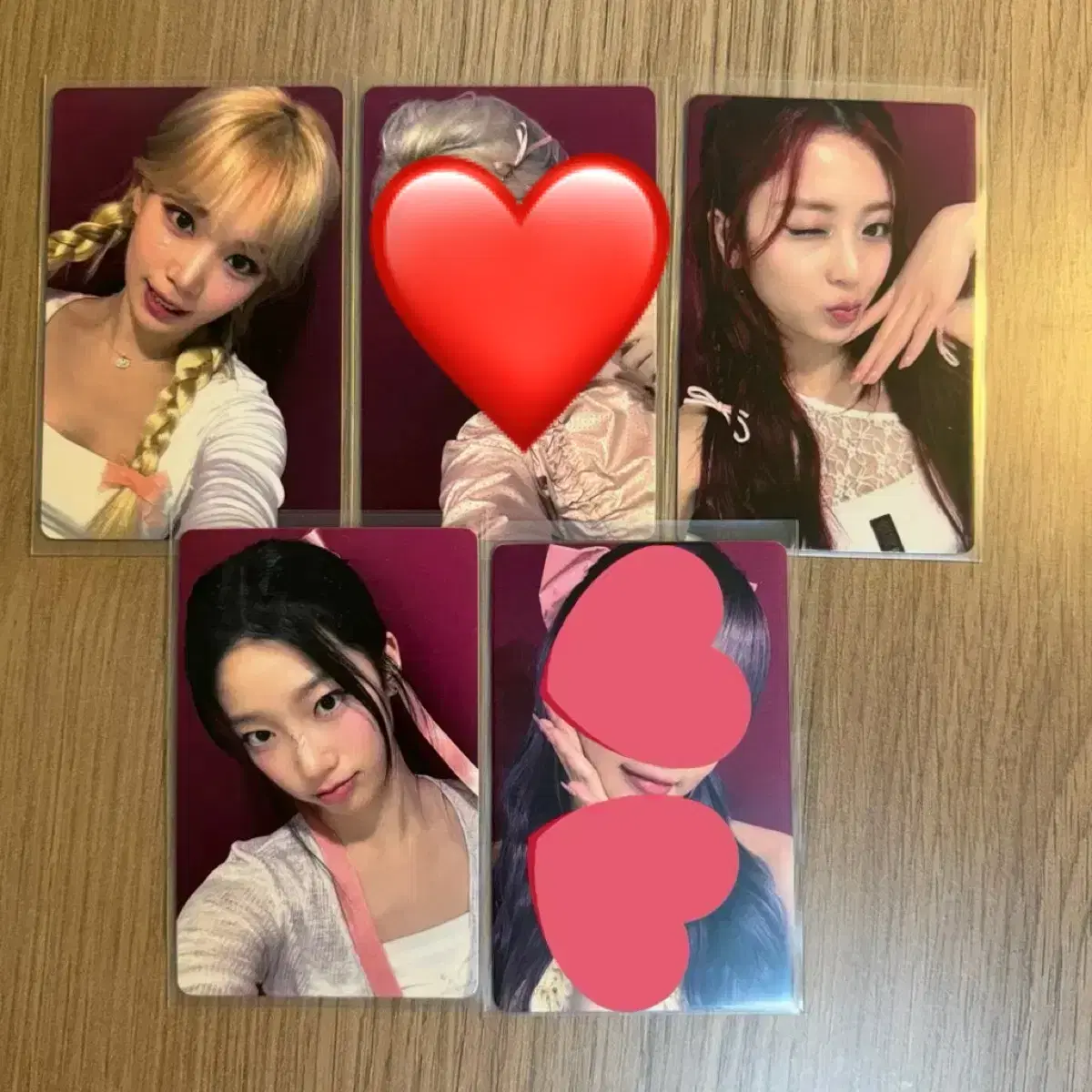 Bulk 9.5) le sserafim yizhiyu photocard kim chaewon huh yunjin kazuha WTS