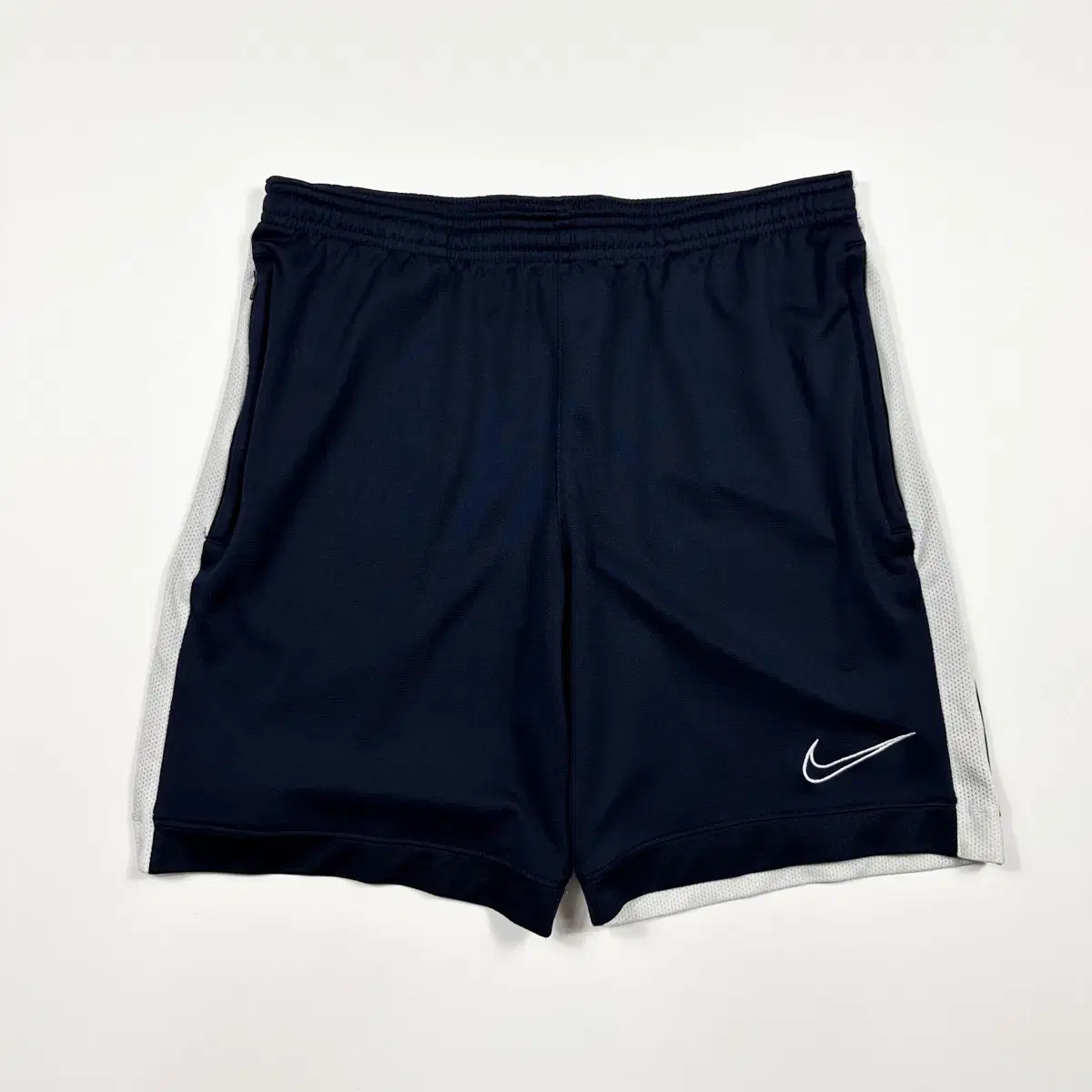 (M) Nike Swoosh Sideline Training Shorts Navy