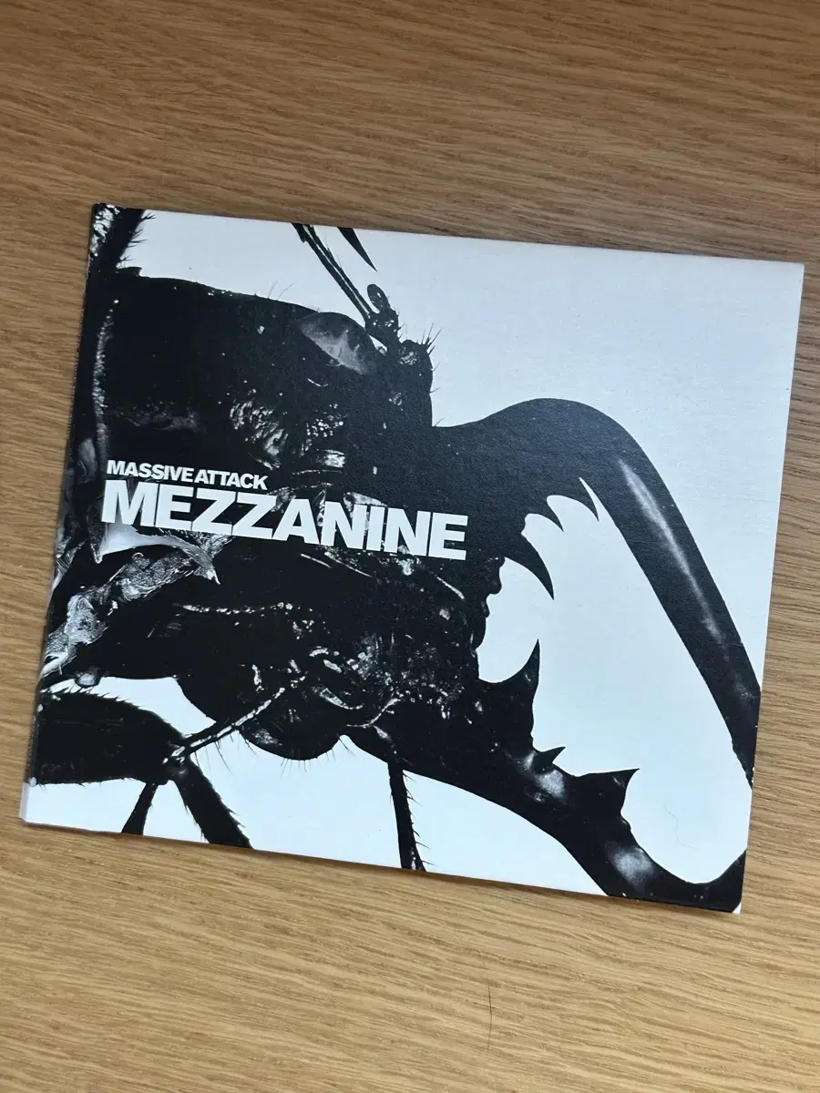 MASSIVE ATTACK / MEZZANINE 한정반 CD