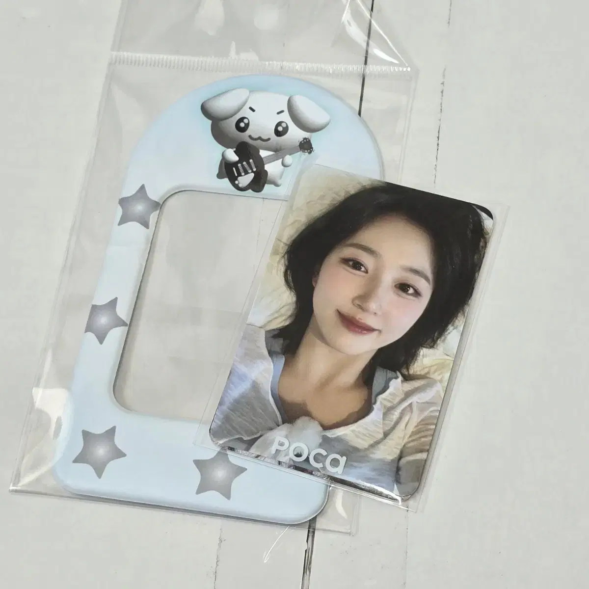 Bulk) nmixx haewon Tin Case photocard + Puppy Rockstar Photocard Holder