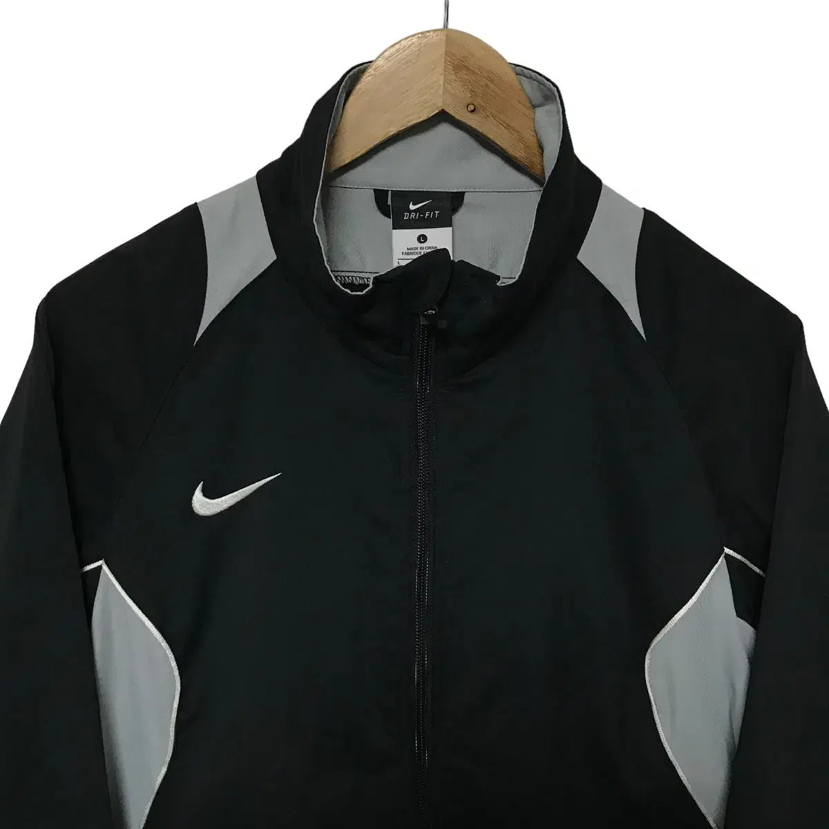 Nike Black Overfit Windbreaker