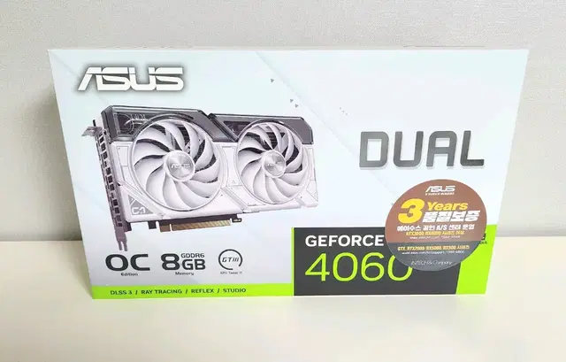 (미개봉) ASUS RTX 4060 OC D6 8GB White 팝니다.