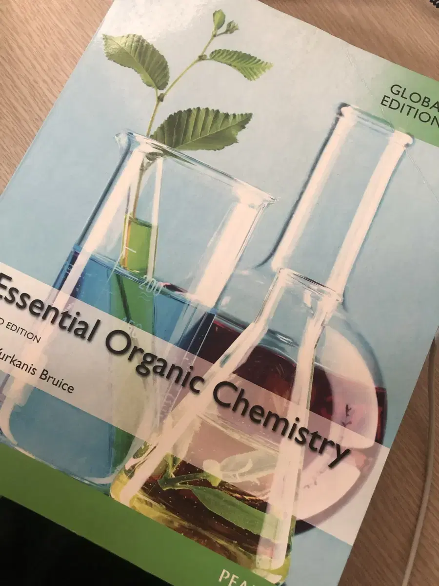 Essential organic chemistry 유기화학 새책 판매