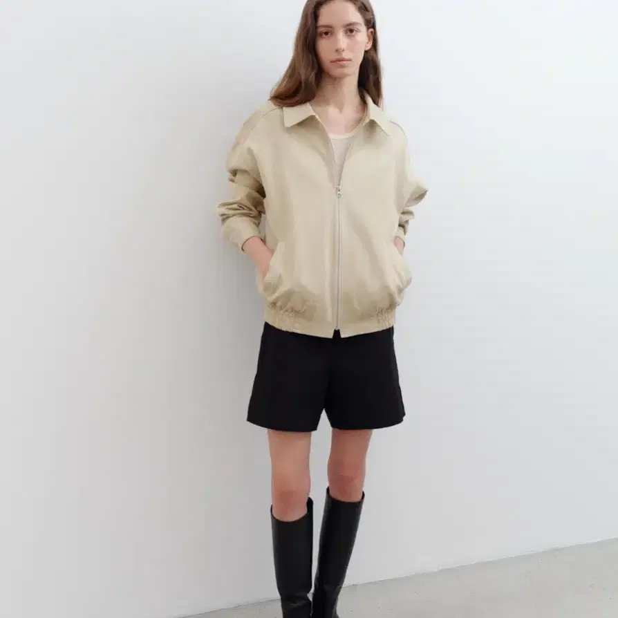 letter 레터 Danny suede blouson (beige)