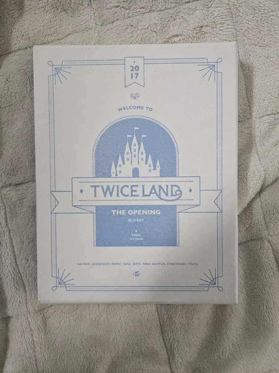 Twice opening concert blu-ray sells out