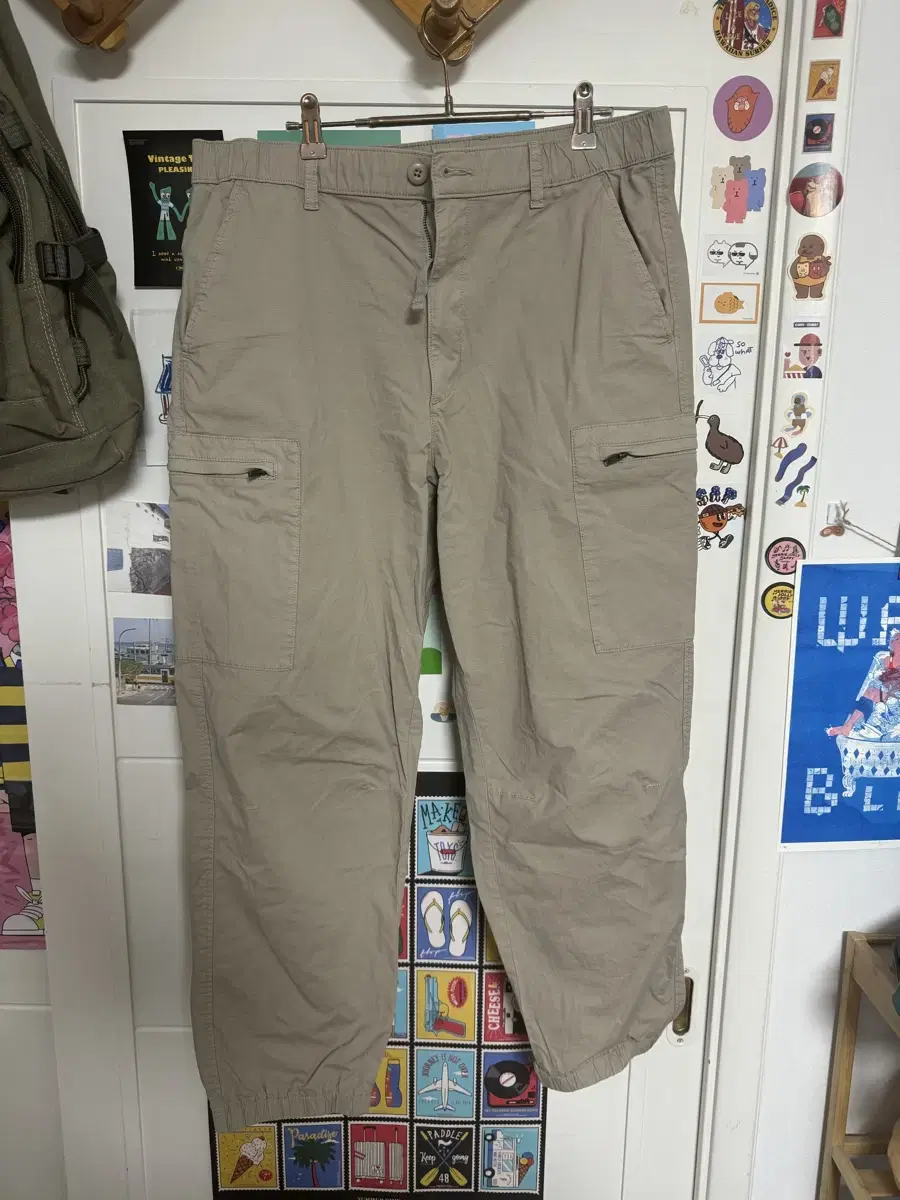 UNIQLO Cargo Pants Waist 84-92cm (34)