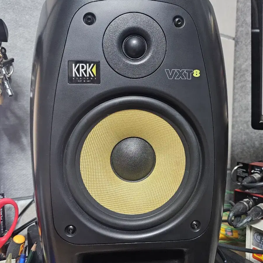 krk vxt8