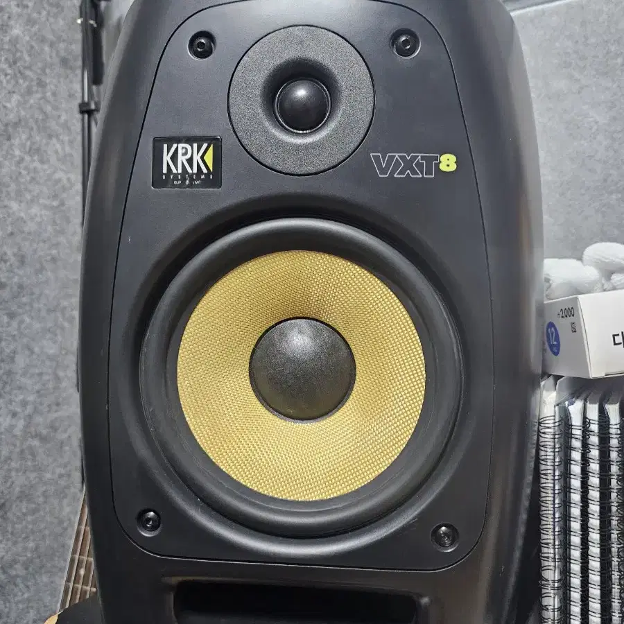 krk vxt8