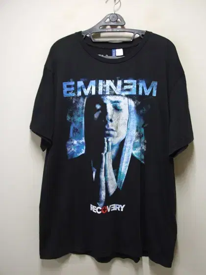 Eminem Big Print Cotton Round Neck Tee XL