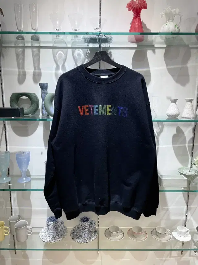 22SS 베트멍 rainbow crystal logo sweatshirt