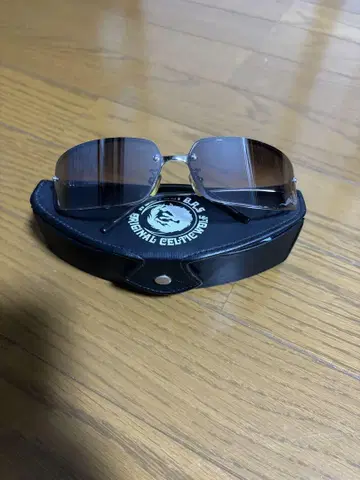 울프만 R.B.S 선글라스