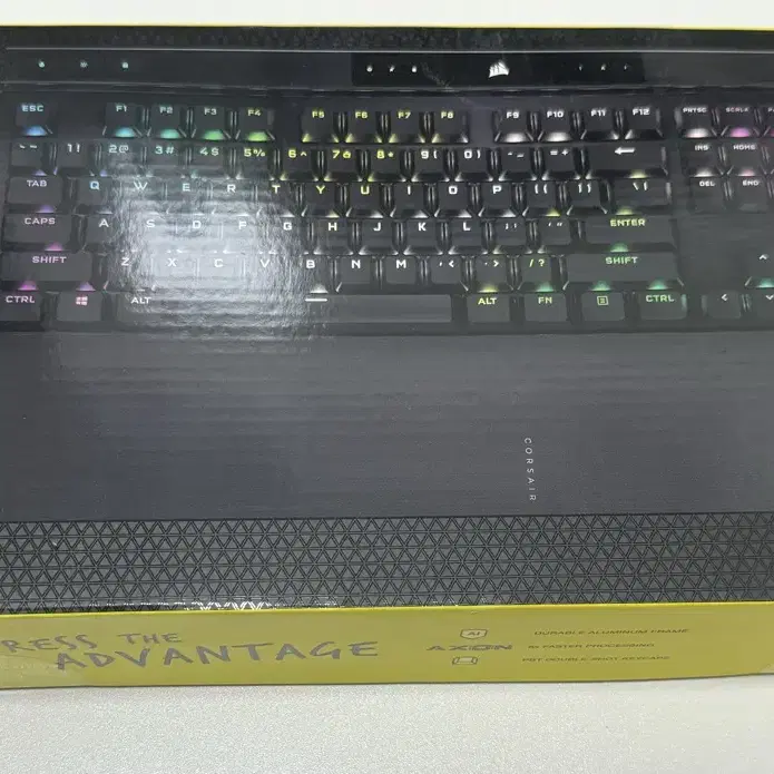 커세어 K70 RGB PRO 은축 미개봉