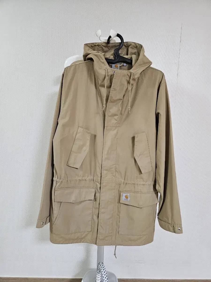 Calhart Hooded Jacket, size XL (excellent condition)