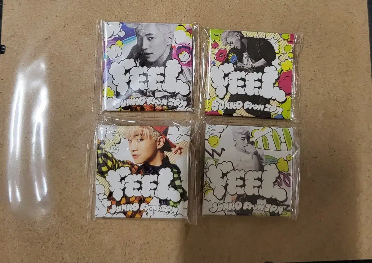 (Bulk) lee junho FEEL album 4 pinbadges