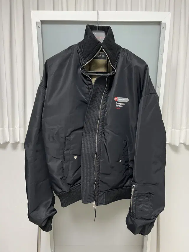 [M] STU Overfit Collar Bomber Black