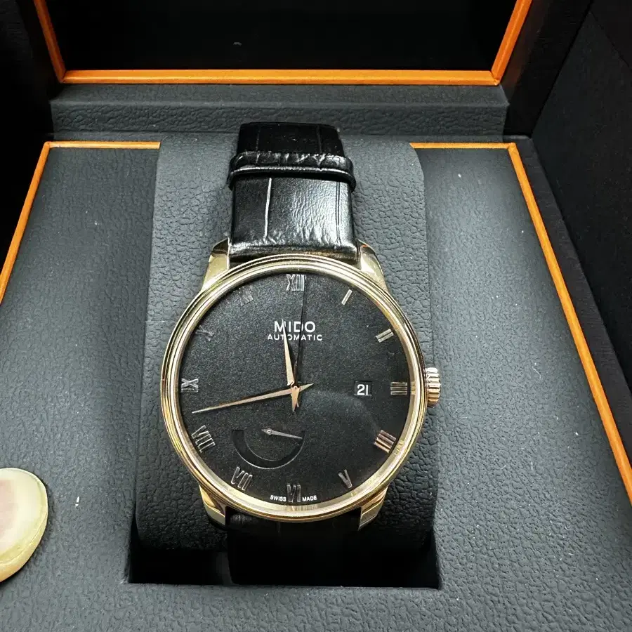 미도 바론첼리 Mido Baroncelli III 블랙다이얼