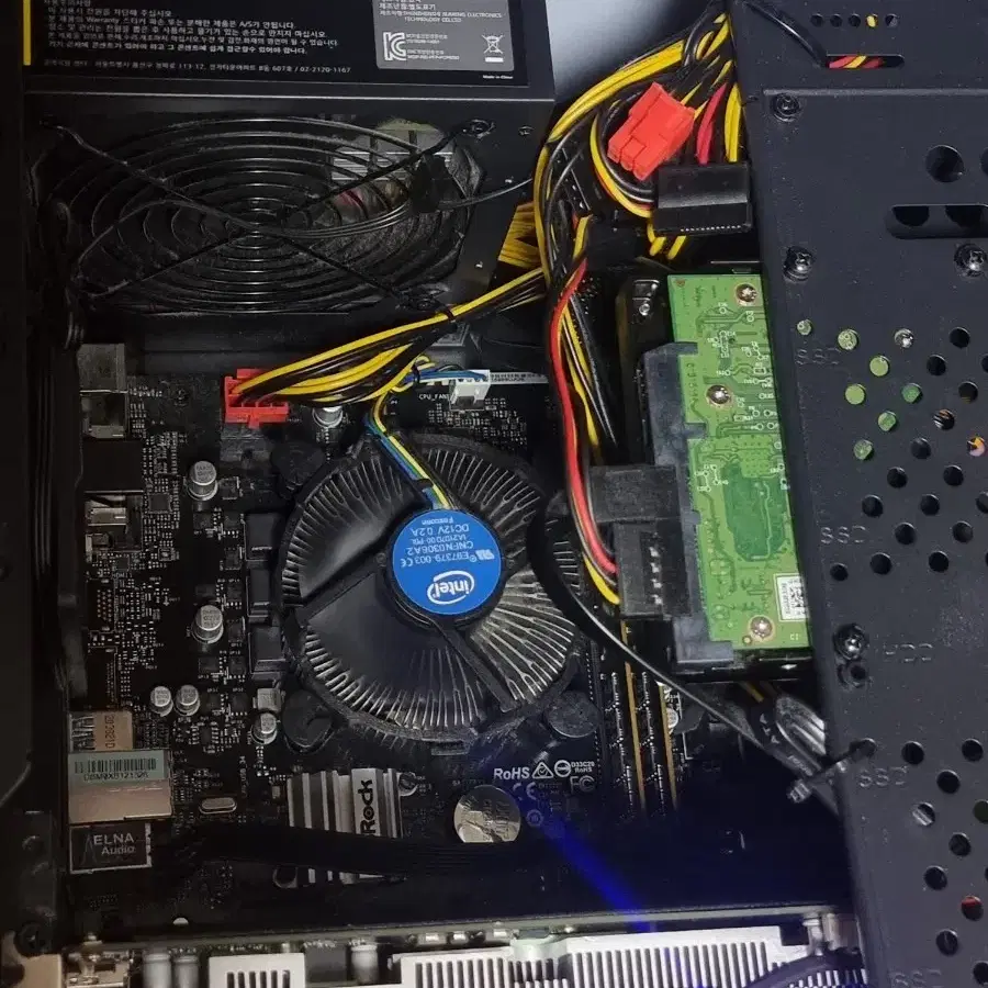 게이밍 pc 판매. i5 9400F, GTX 1660 super, 1TB