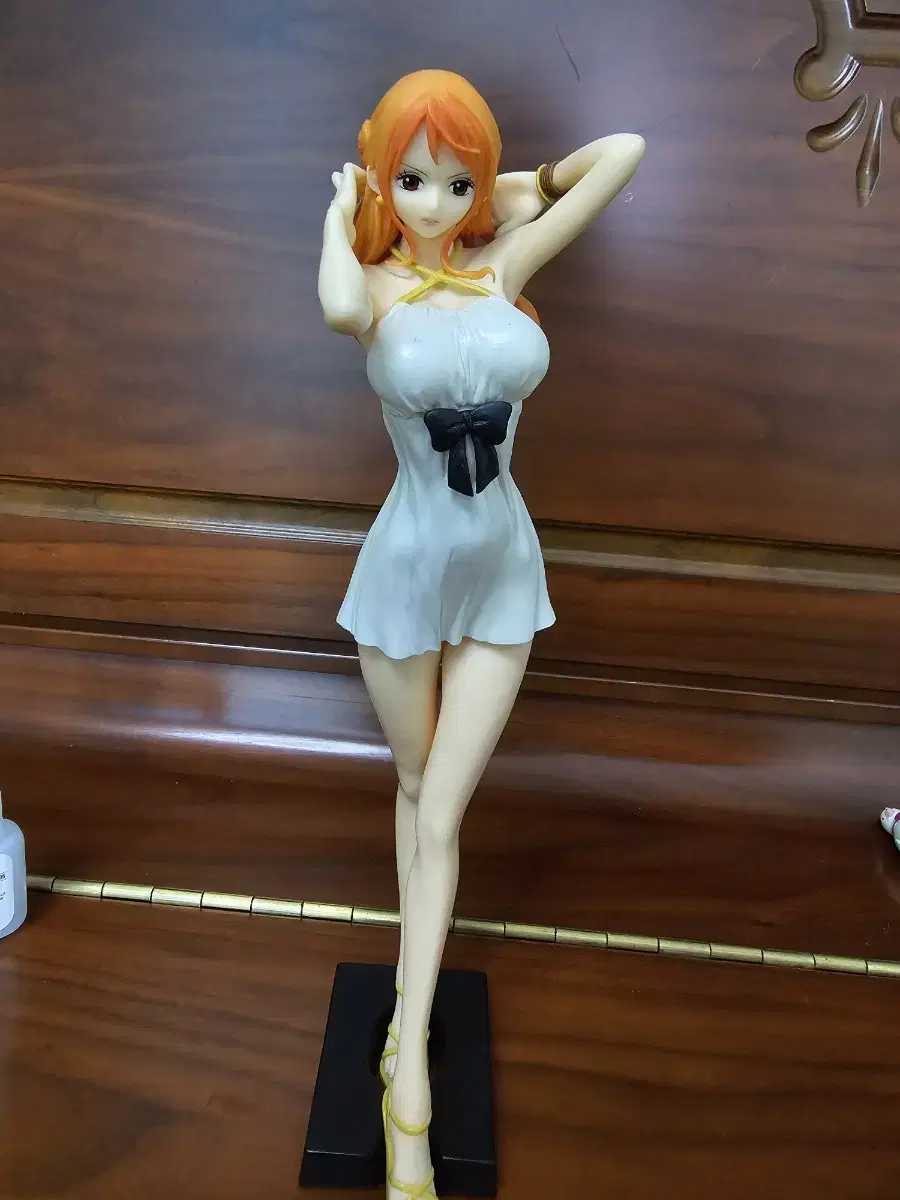 ONEPIECE Nami Figures