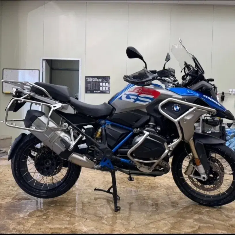 18년BMW 1200GS랠리버전급매로판매합니다.