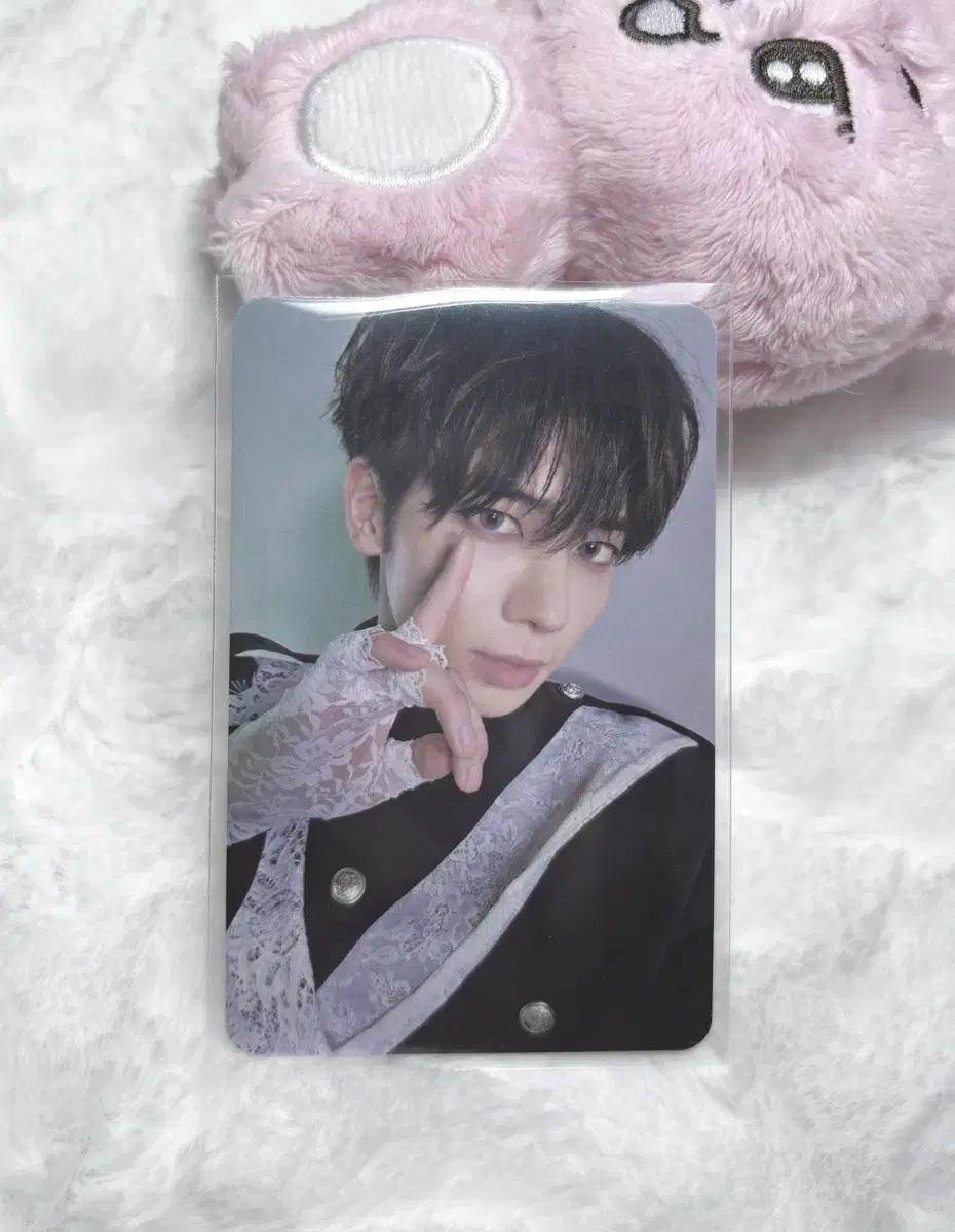 txt taehyun weverse album A version photocard wts Tomorrow